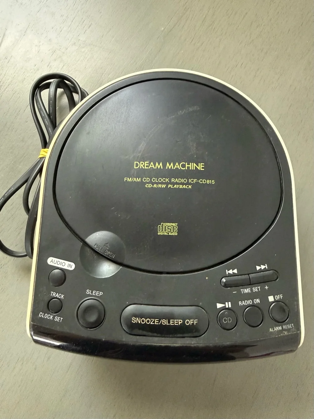 Sony Dream Machine ICF-CD815 AM/FM Stereo CD Clock Radio with Dual Alarm